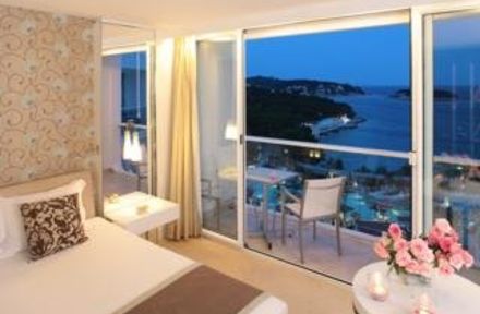 Grand Beach Resort Amfora