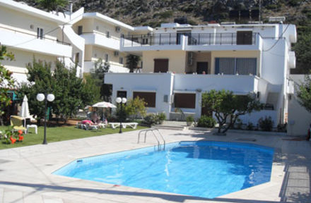 Iraklis Apartments no 2