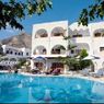 Sideris Apartments in Kamari, Santorini, Greek Islands