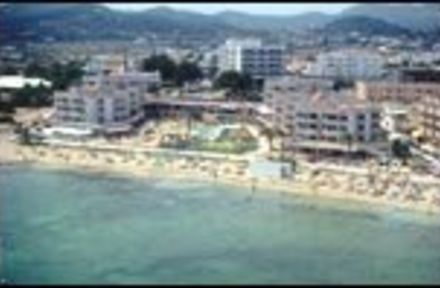 Playa Bella Apartments